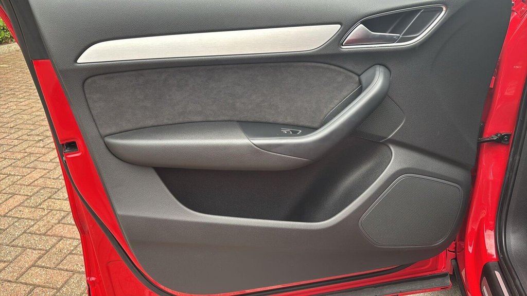 Used Audi Q3 2014 for sale - 76491248: Photo 15