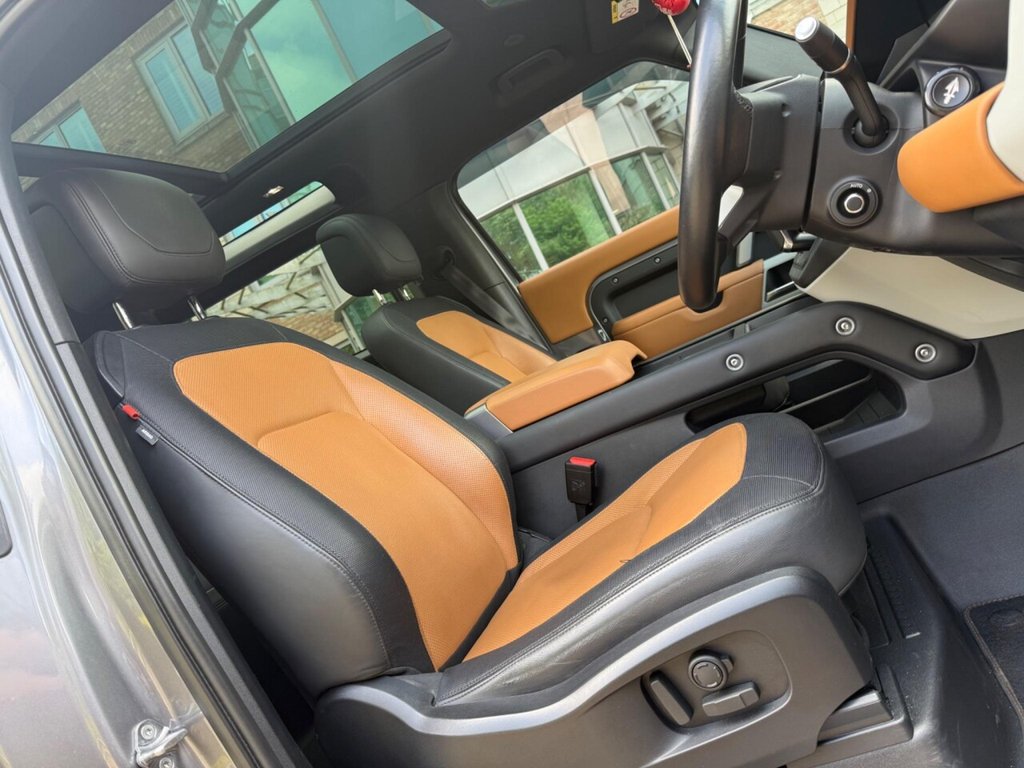 Used Land Rover Defender 2023 for sale - 76491250: Photo 11