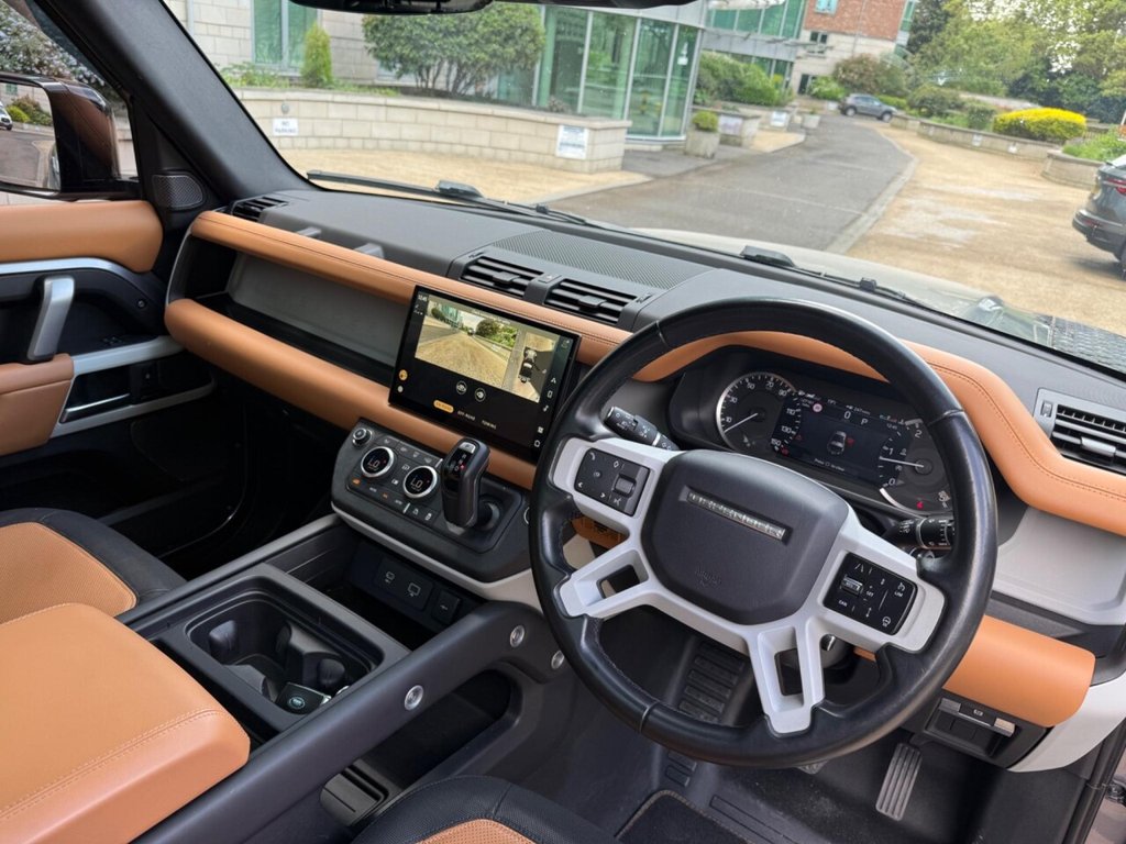 Used Land Rover Defender 2023 for sale - 76491250: Photo 12