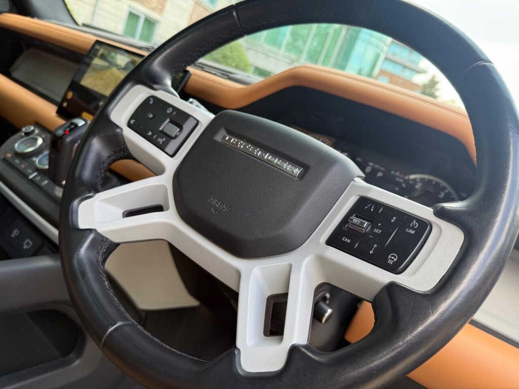 Used Land Rover Defender 2023 for sale - 76491250: Photo 13