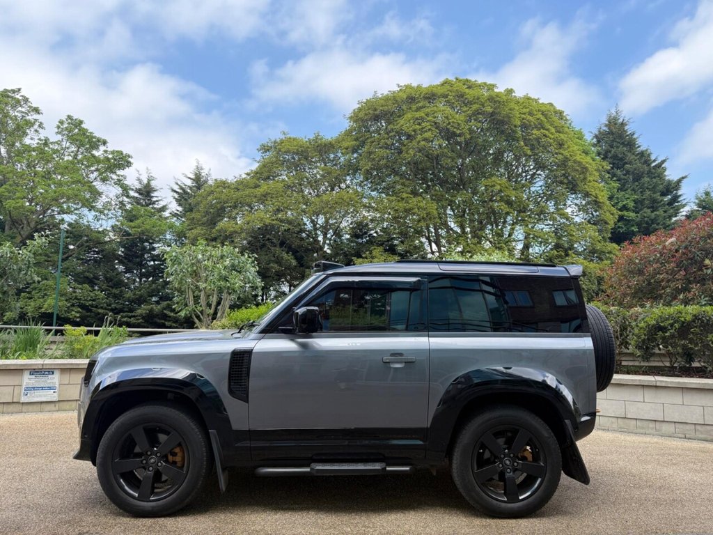 Used Land Rover Defender 2023 for sale - 76491250: Photo 4