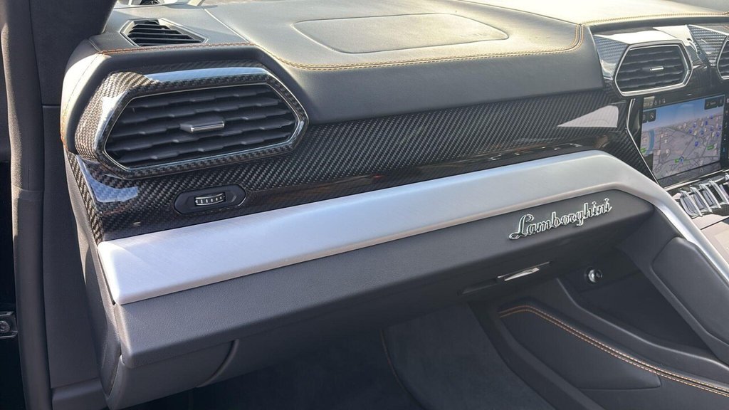 Used Lamborghini Urus 2022 for sale - 76491262: Photo 18