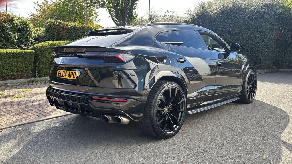 Used Lamborghini Urus 2022 for sale - 76491262: Photo 8