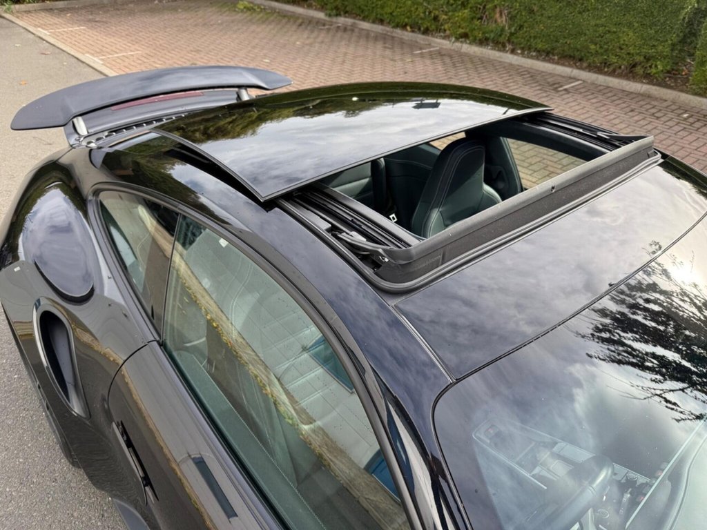 Used Porsche 911 2020 for sale - 76491251: Photo 10