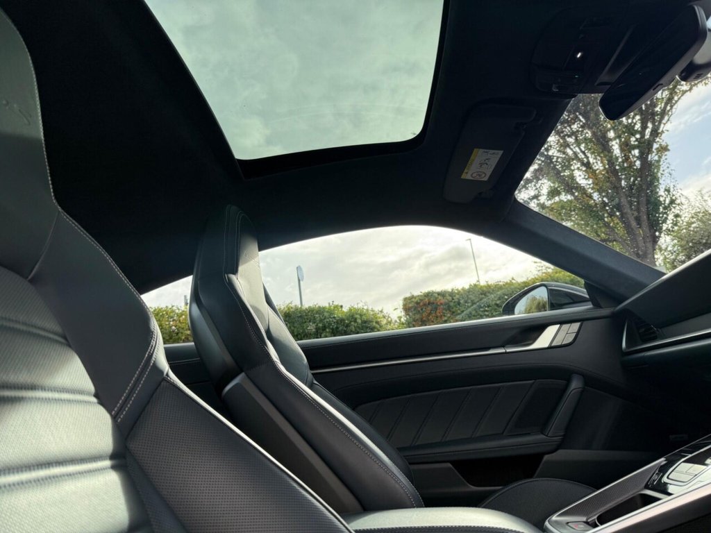 Used Porsche 911 2020 for sale - 76491251: Photo 19