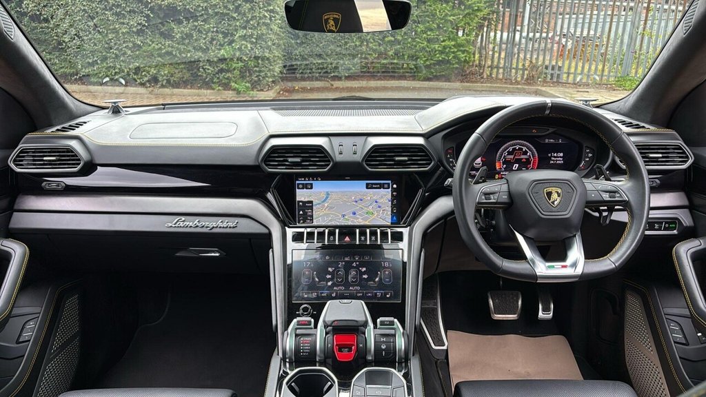 Used Lamborghini Urus 2021 for sale - 76491260: Photo 27