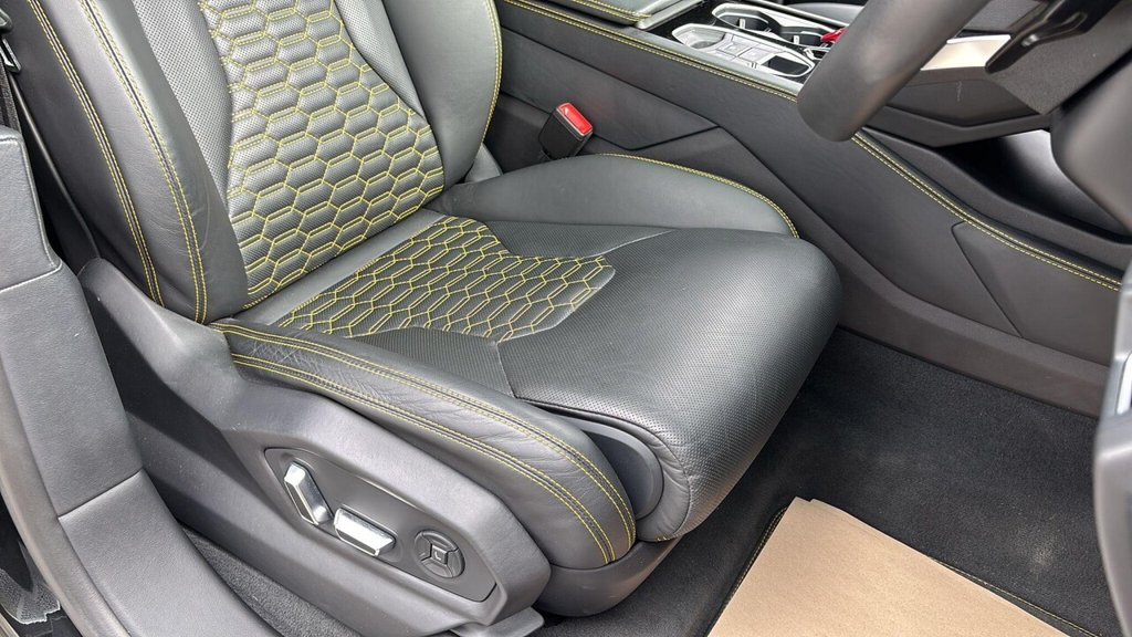 Used Lamborghini Urus 2021 for sale - 76491260: Photo 38