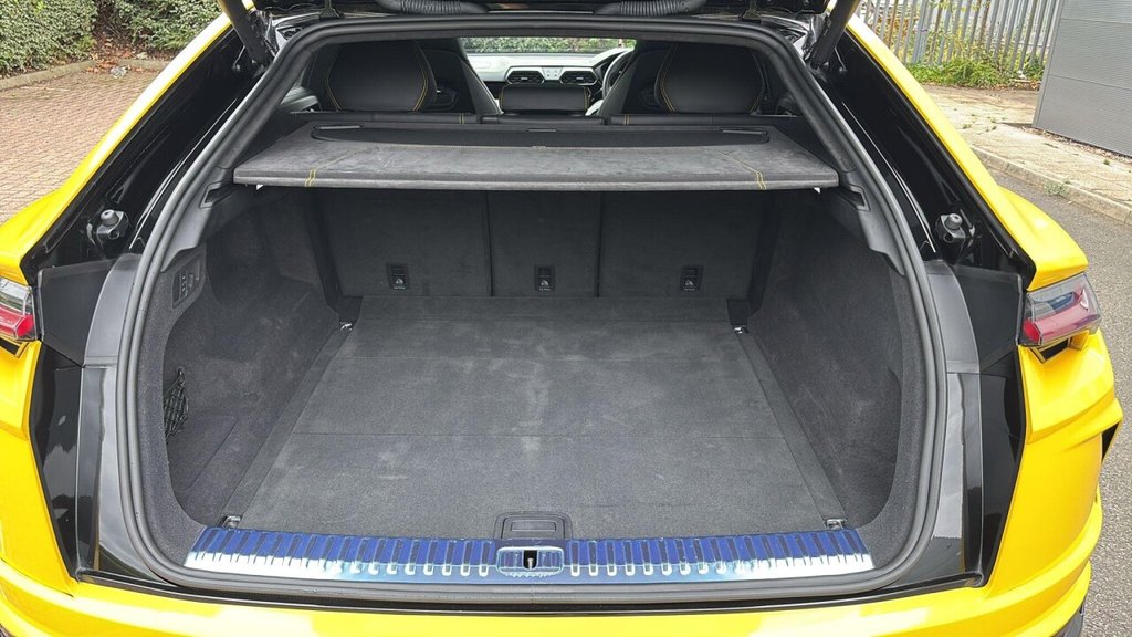 Used Lamborghini Urus 2021 for sale - 76491260: Photo 45