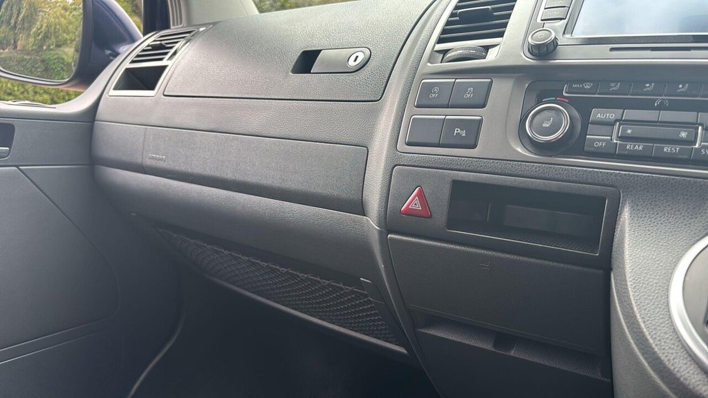 Used Volkswagen Caravelle 2013 for sale - 76491252: Photo 21