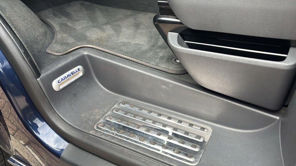 Used Volkswagen Caravelle 2013 for sale - 76491252: Photo 23