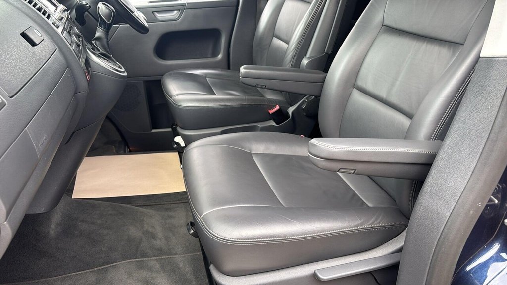 Used Volkswagen Caravelle 2013 for sale - 76491252: Photo 25