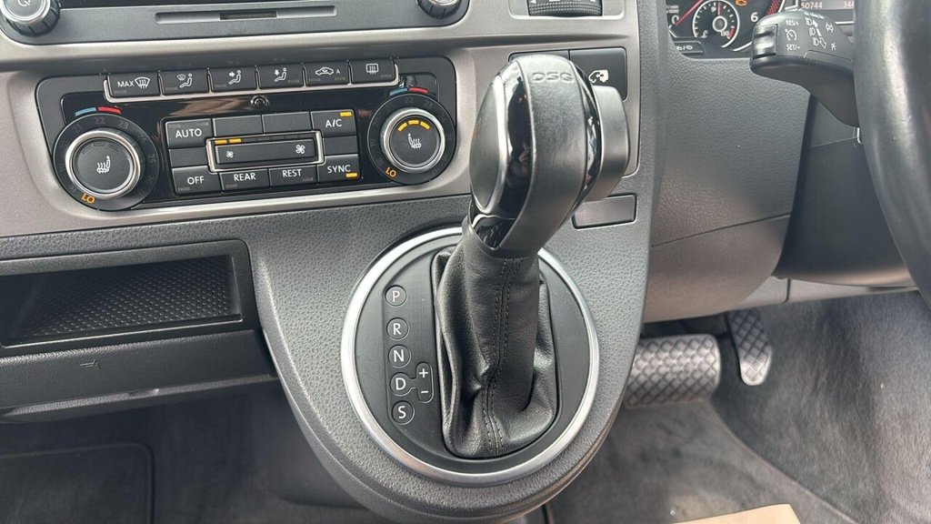 Used Volkswagen Caravelle 2013 for sale - 76491252: Photo 39