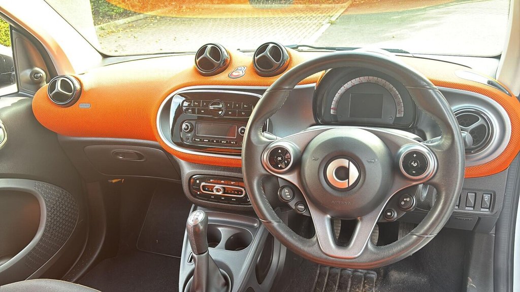 Used smart fortwo 2019 for sale - 76632319: Photo 12