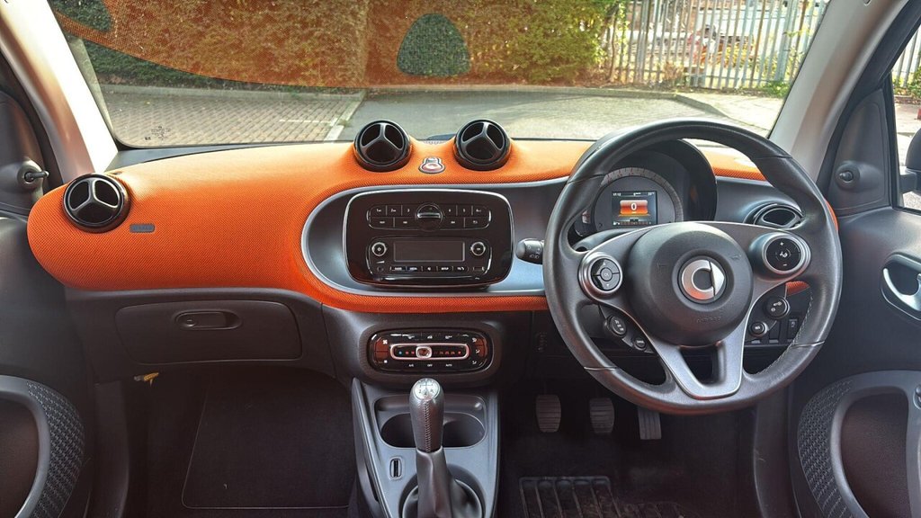 Used smart fortwo 2019 for sale - 76632319: Photo 13