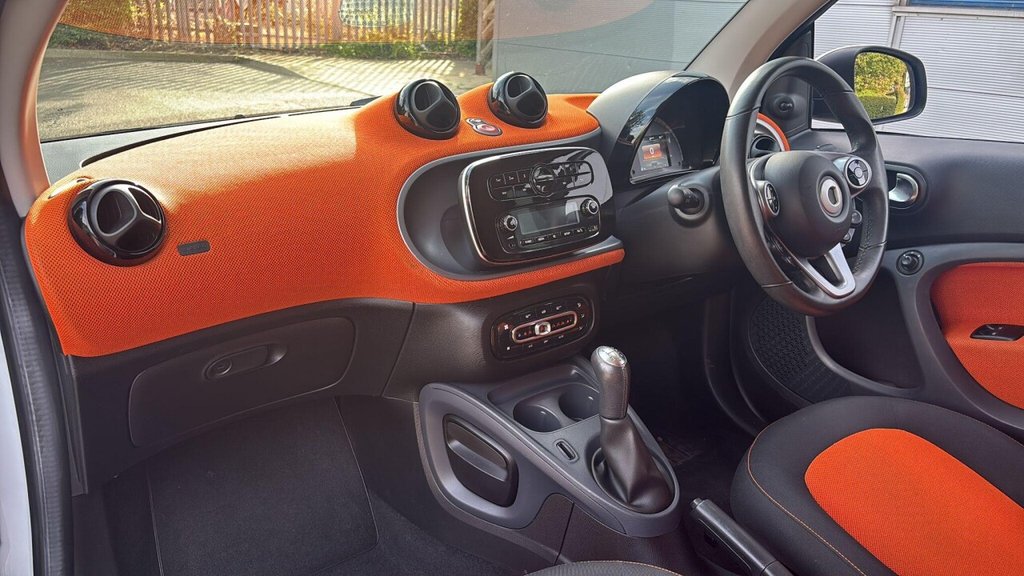 Used smart fortwo 2019 for sale - 76632319: Photo 14