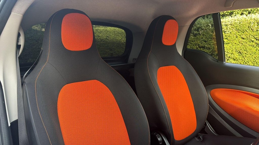 Used smart fortwo 2019 for sale - 76632319: Photo 17