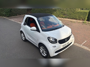 Used smart fortwo 2019 for sale - 76632319: Photo
