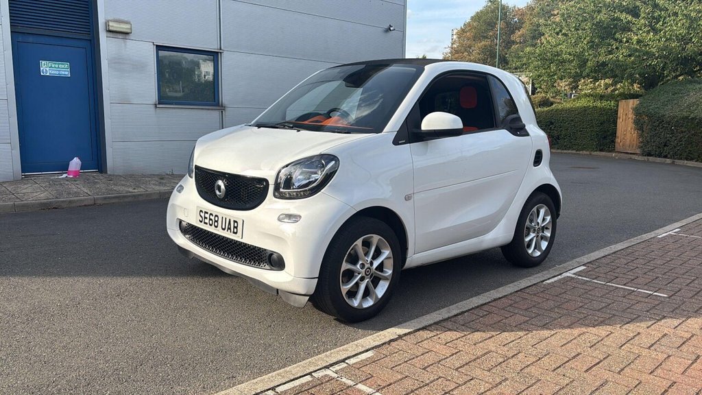 Used smart fortwo 2019 for sale - 76632319: Photo 3