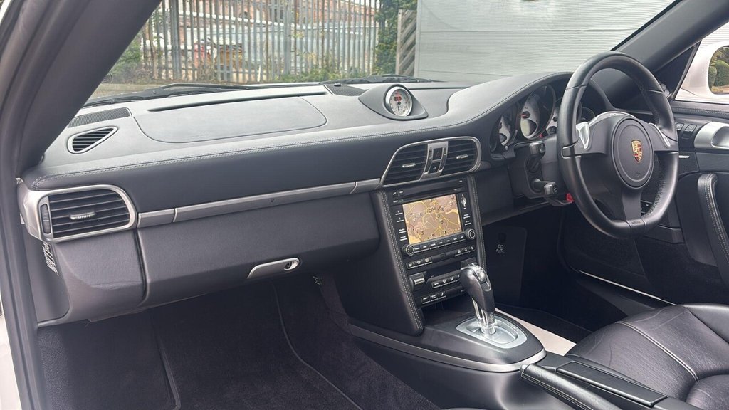 Used Porsche 911 2012 for sale - 76491258: Photo 17