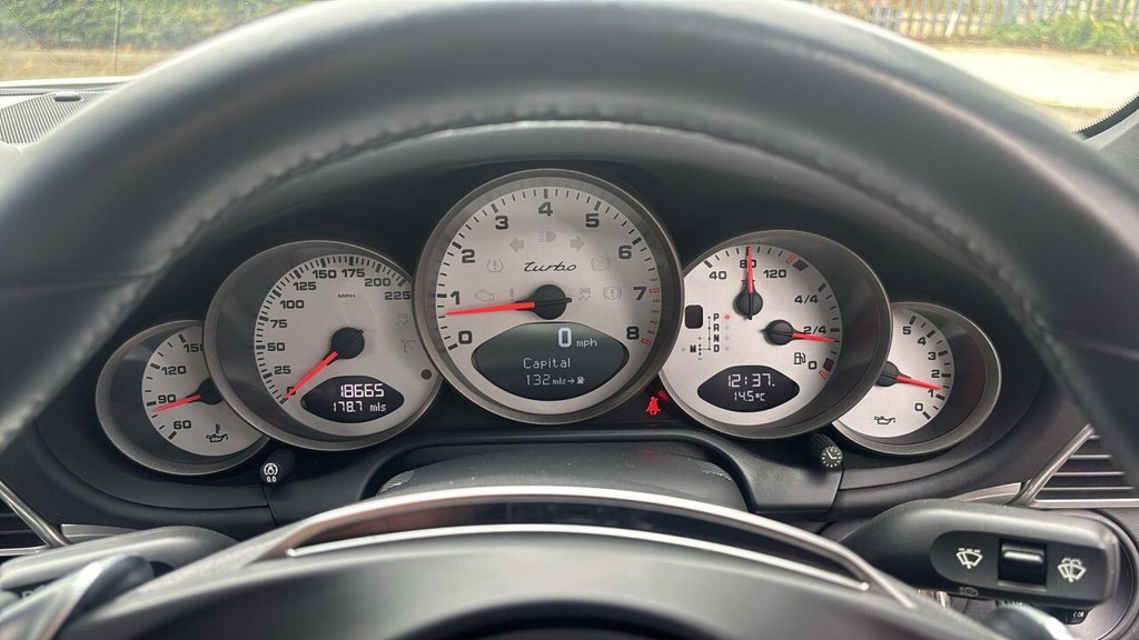 Used Porsche 911 2012 for sale - 76491258: Photo 32