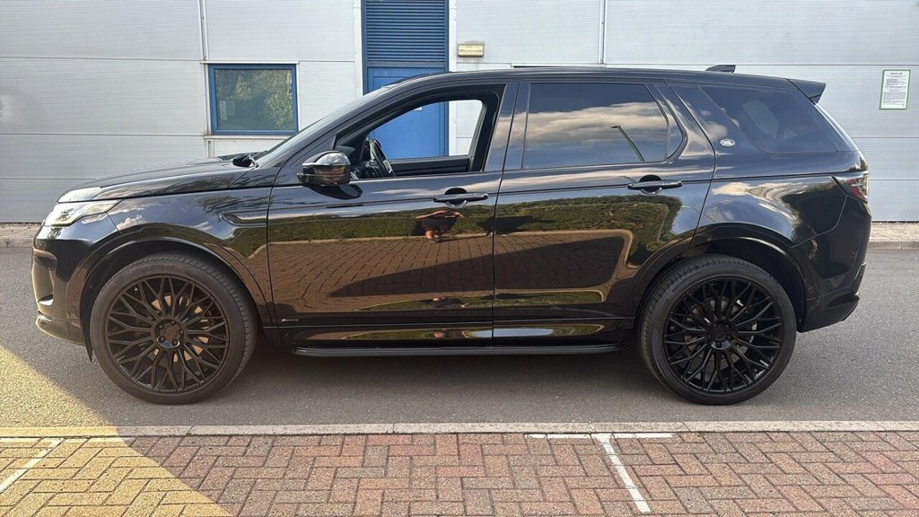 Used Land Rover Discovery Sport 2021 for sale - 76491264: Photo 4