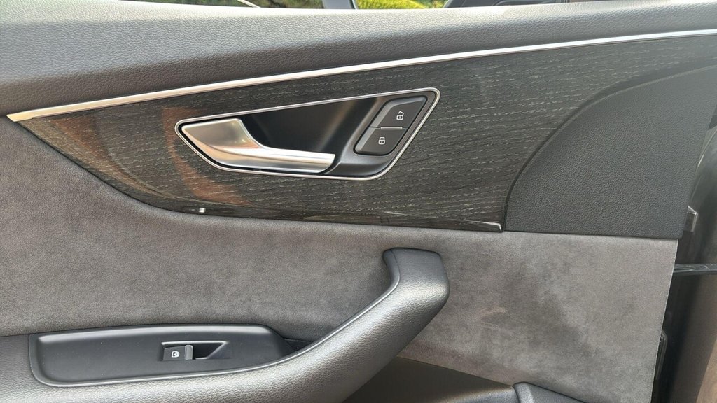 Used Audi Q8 2022 for sale - 76491255: Photo 19