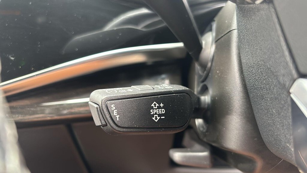 Used Audi Q8 2022 for sale - 76491255: Photo 45