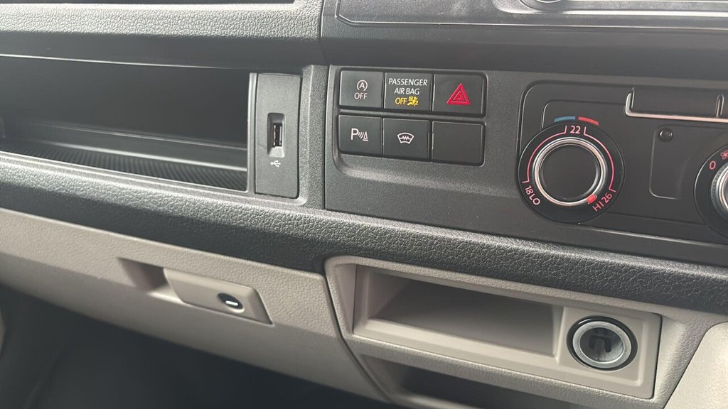 Used Volkswagen Transporter 2025 for sale - 76910262: Photo 11