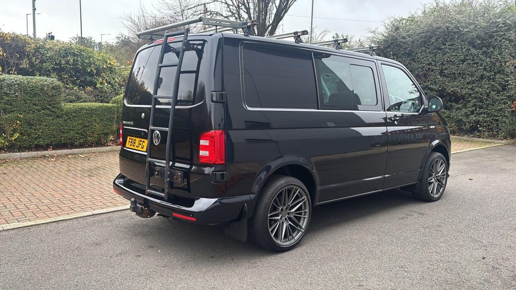 Used Volkswagen Transporter 2025 for sale - 76910262: Photo 2