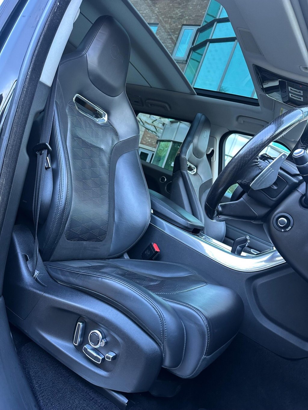 Used Land Rover Range Rover Sport 2018 for sale - 76491259: Photo 14