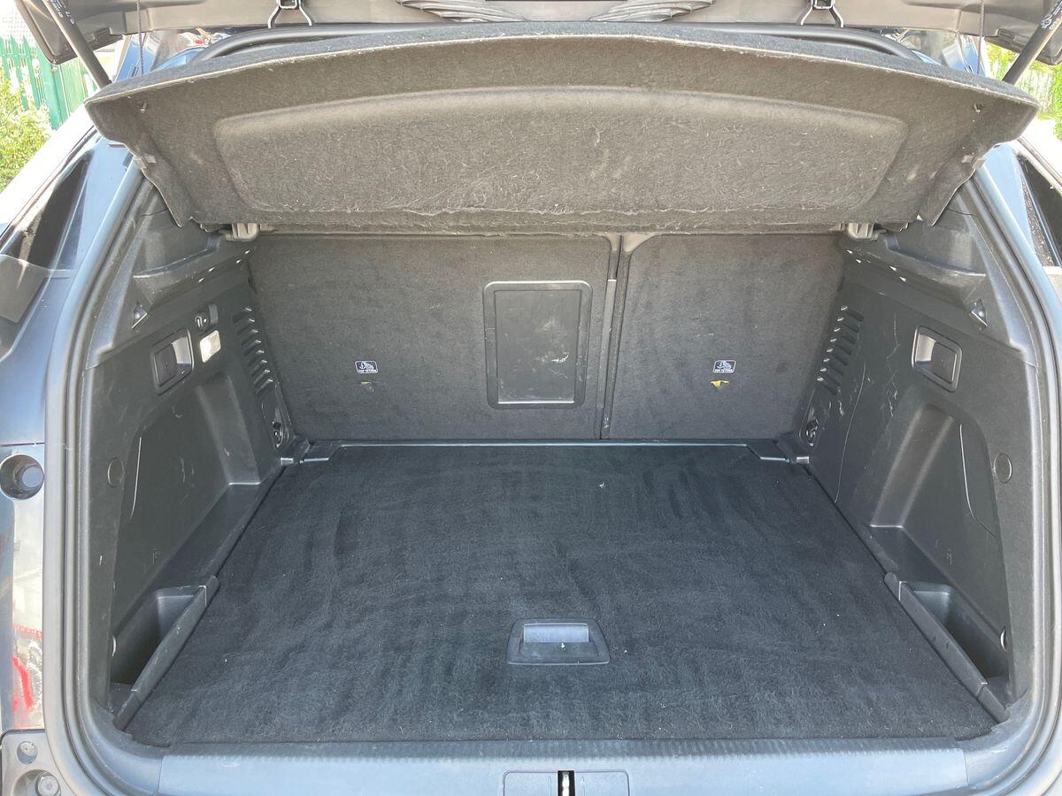 Used Peugeot 3008 2017 for sale - 76730981: Photo 12