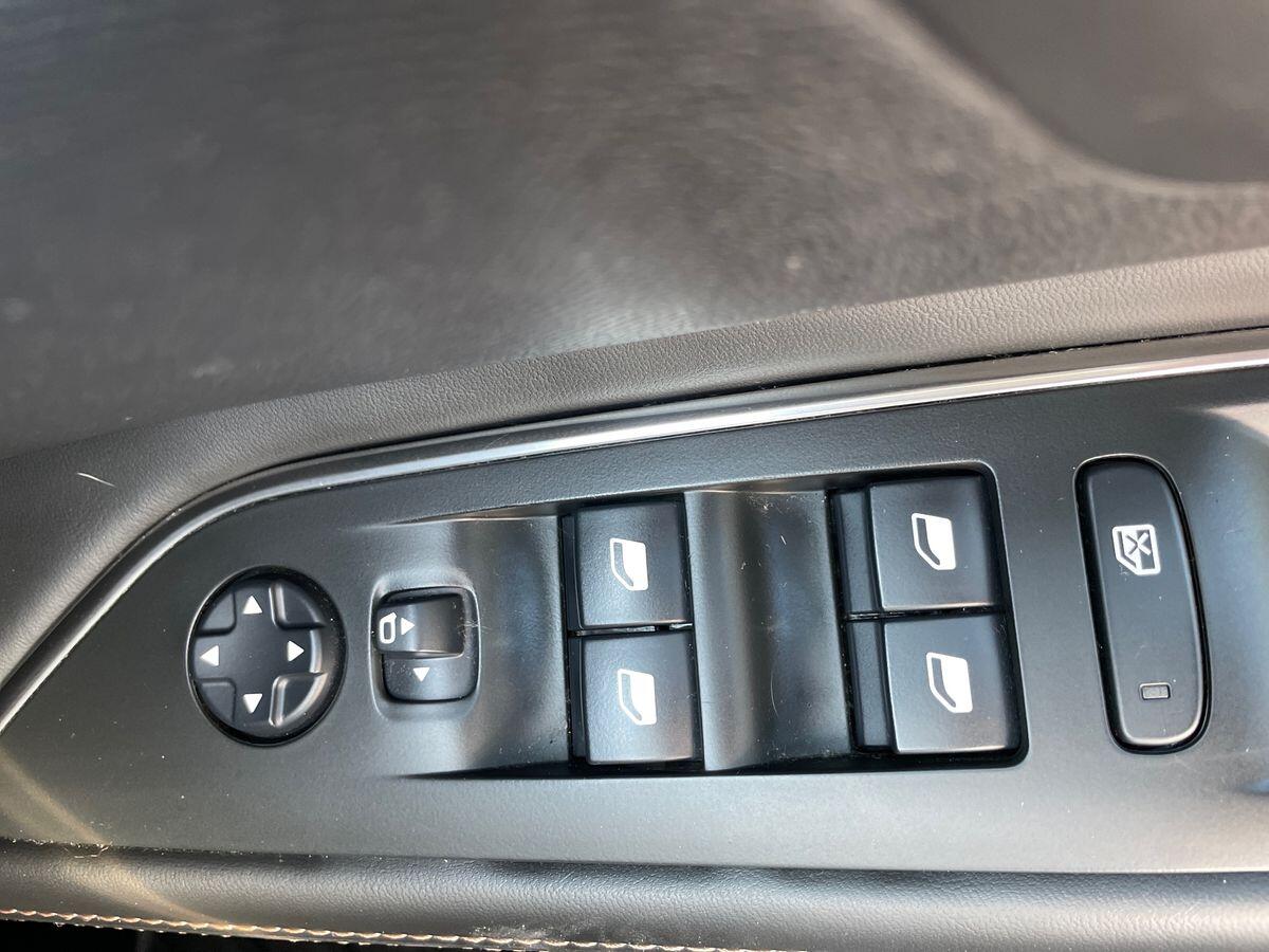 Used Peugeot 3008 2017 for sale - 76730981: Photo 20