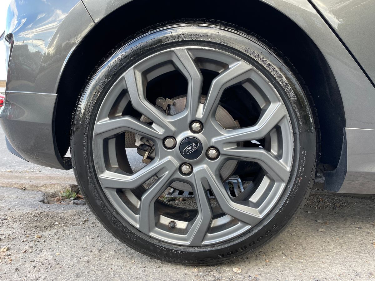 Used Ford Fiesta 2018 for sale - 77095239: Photo 9