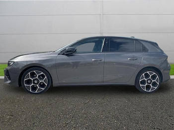Used Vauxhall Astra 2024 for sale - 78624399: Photo