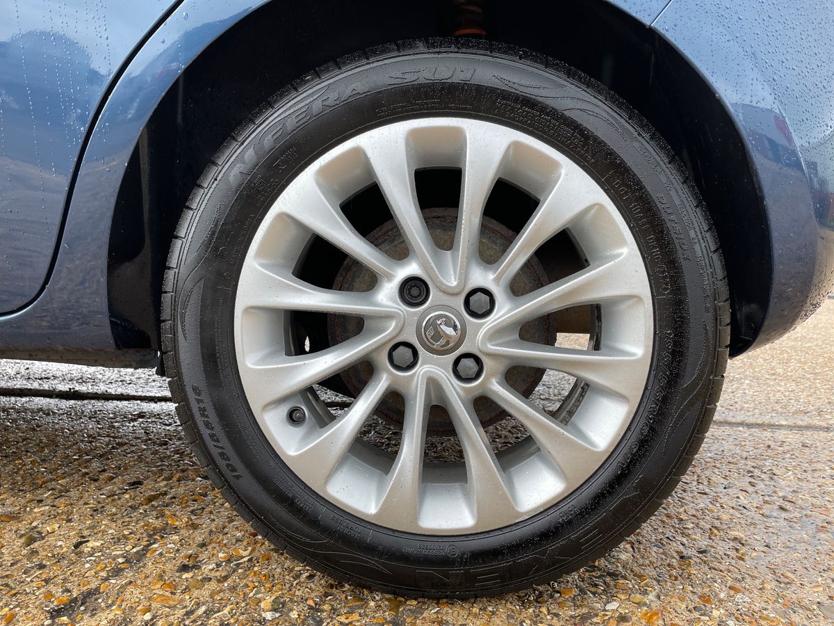 Used Vauxhall Corsa 2015 for sale - 77470943: Photo 9