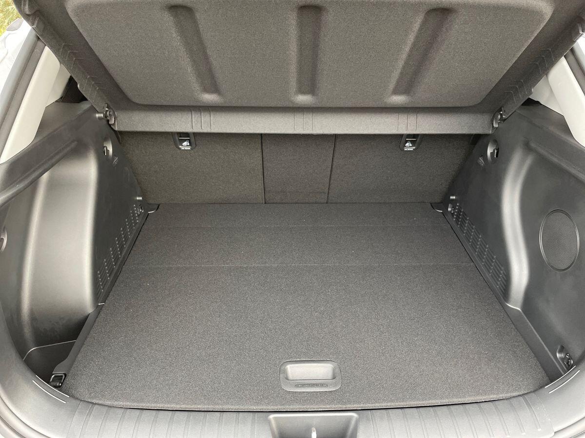 Used Hyundai KONA 2025 for sale - 76832448: Photo 12