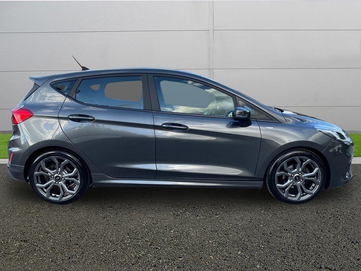 Used Ford Fiesta 2018 for sale - 77755543: Photo 8