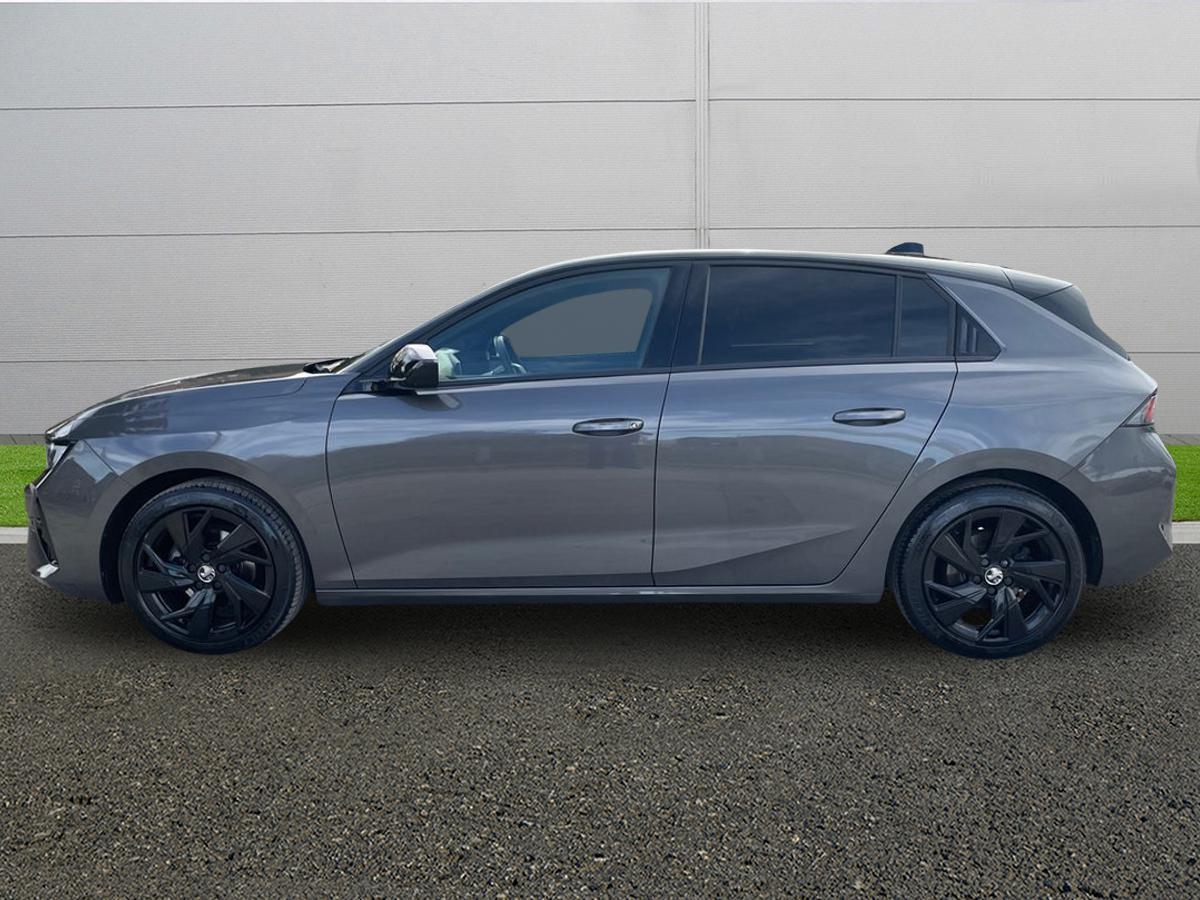 Used Vauxhall Astra 2023 for sale - 76730982: Photo 4