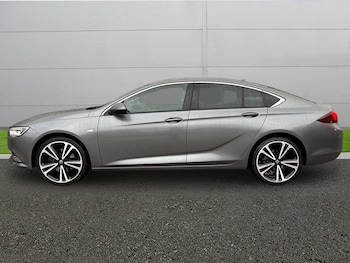 Used Vauxhall Insignia 2019 for sale - 77002804: Photo