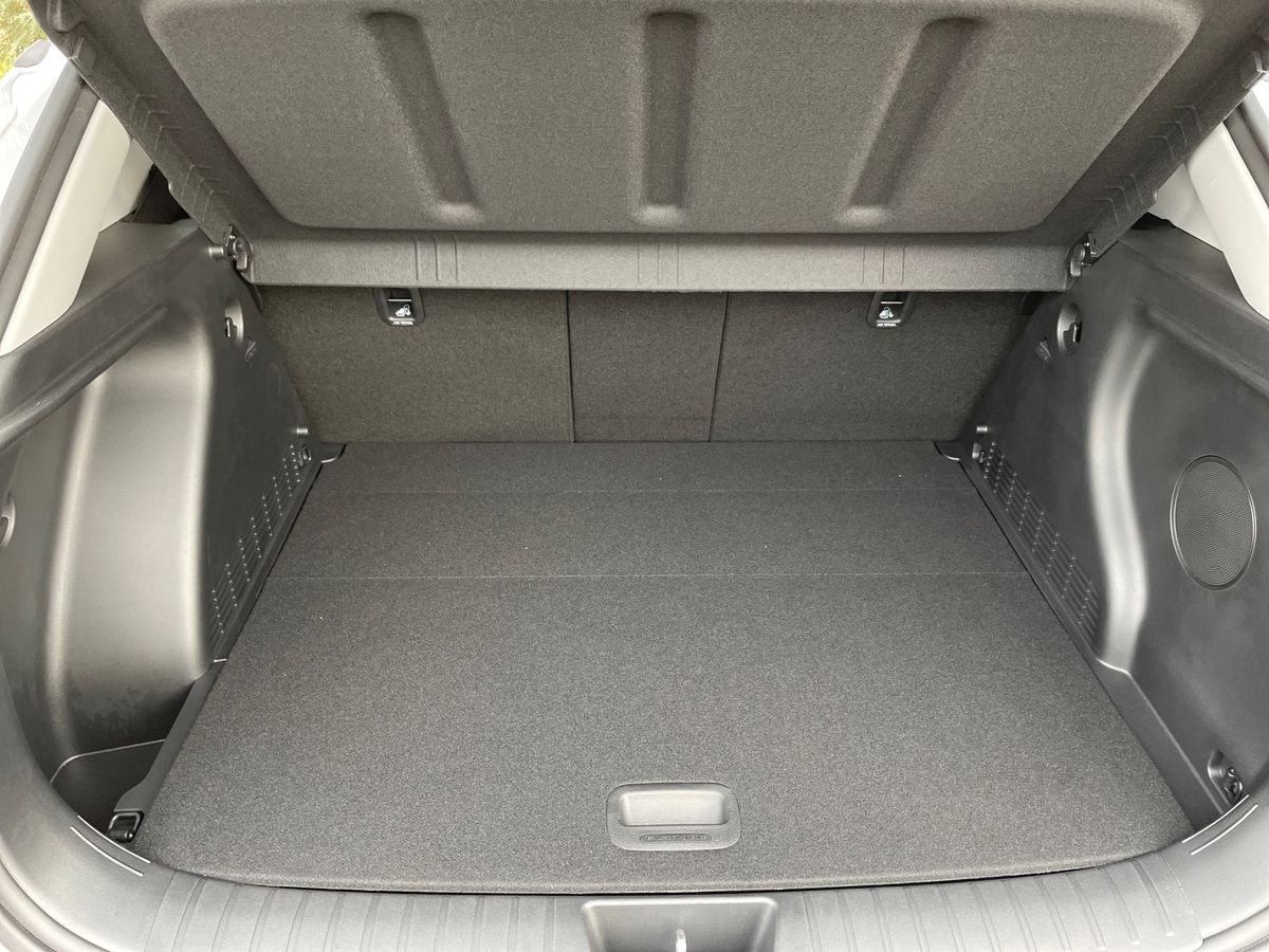 Used Hyundai KONA 2025 for sale - 77002802: Photo 12