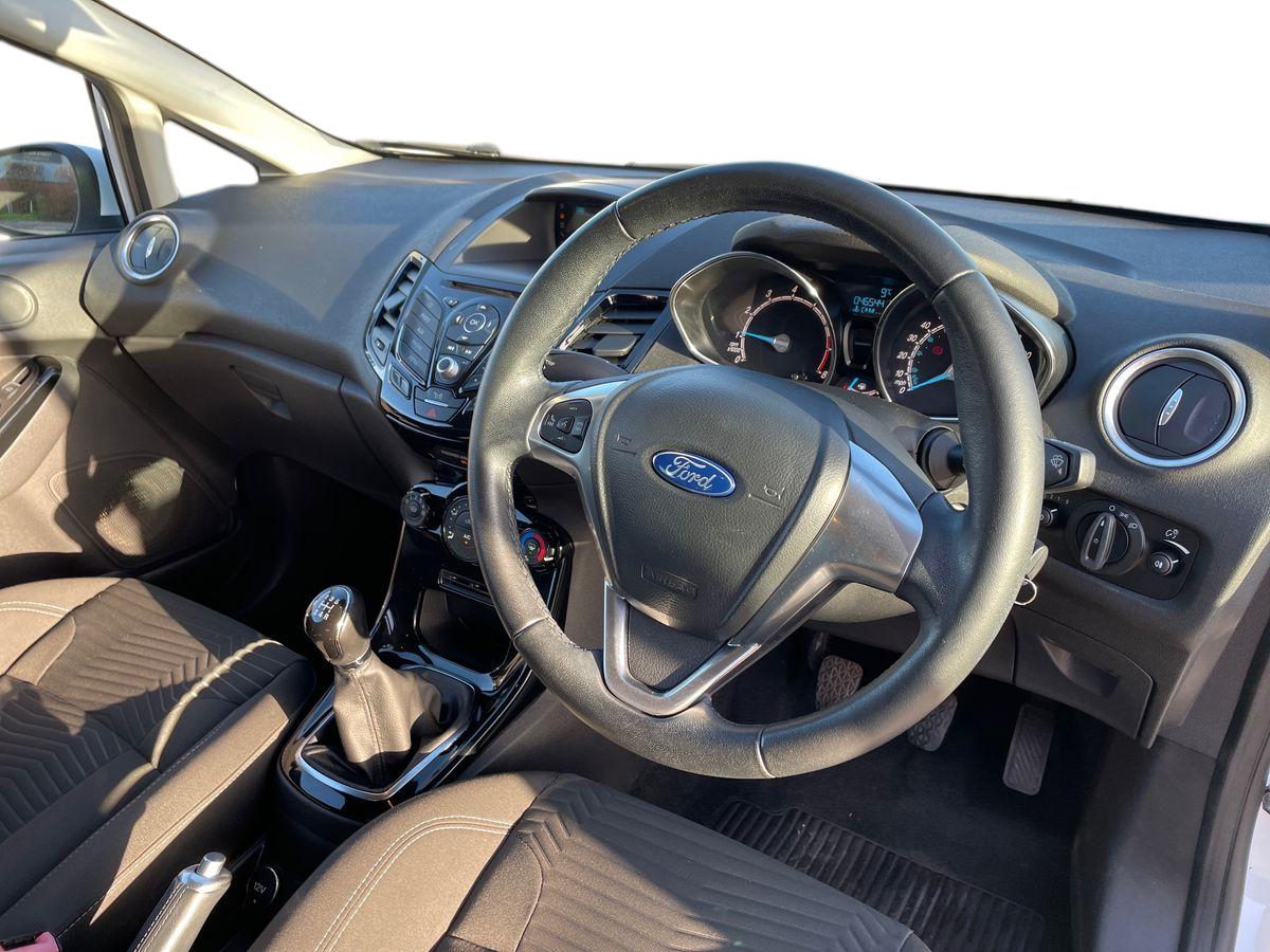 Used Ford Fiesta 2015 for sale - 77010234: Photo 15