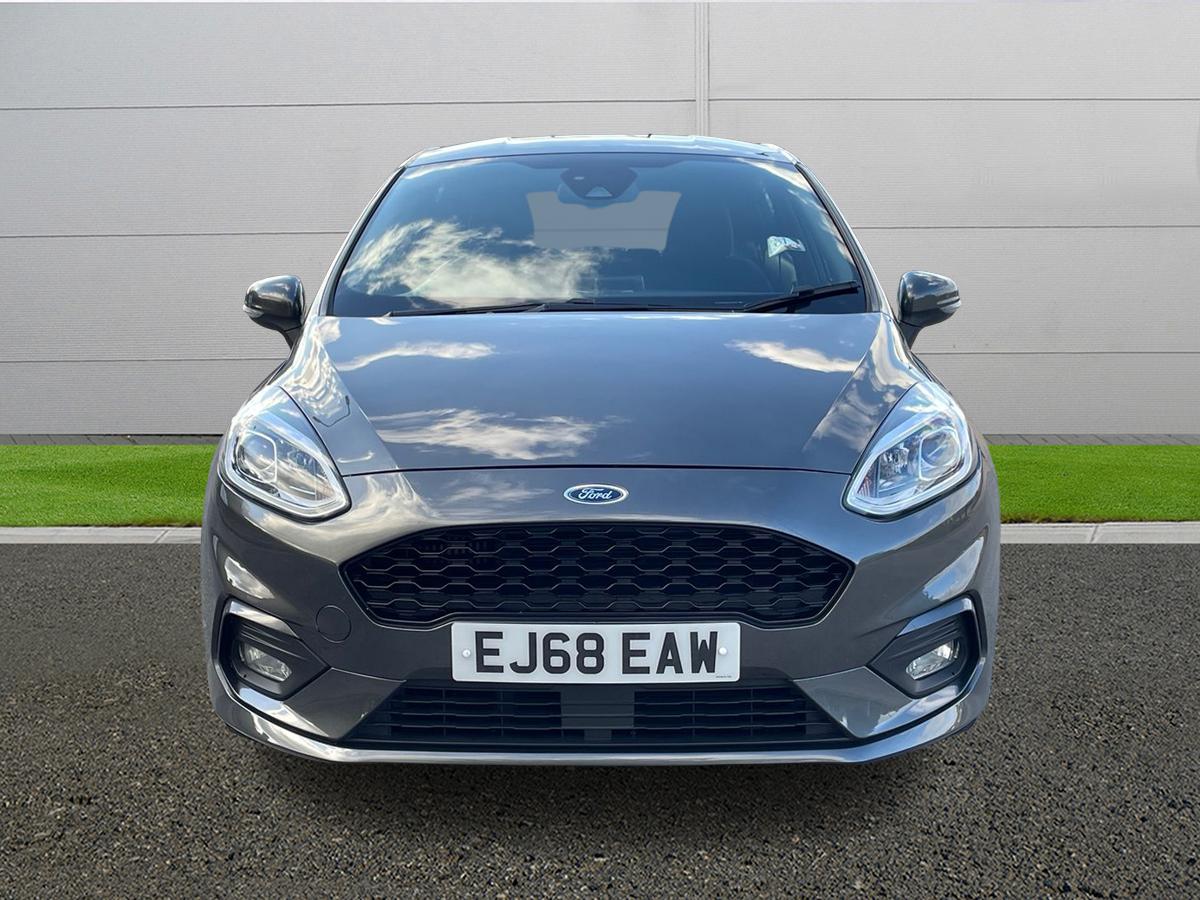 Used Ford Fiesta 2018 for sale - 77492627: Photo 2