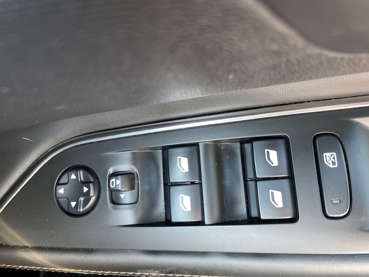 Used Peugeot 3008 2017 for sale - 77002763: Photo 20