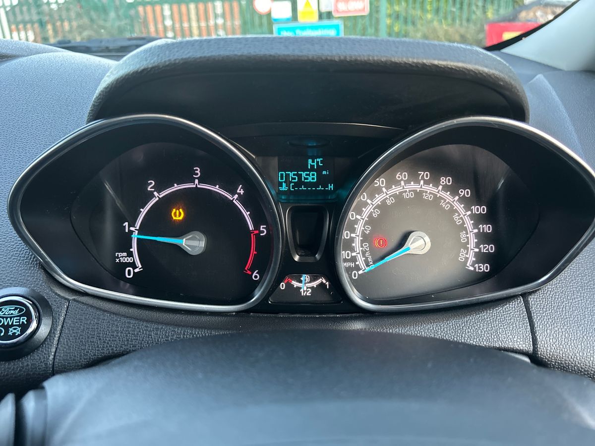 Used Ford Ecosport 2016 for sale - 77726108: Photo 14