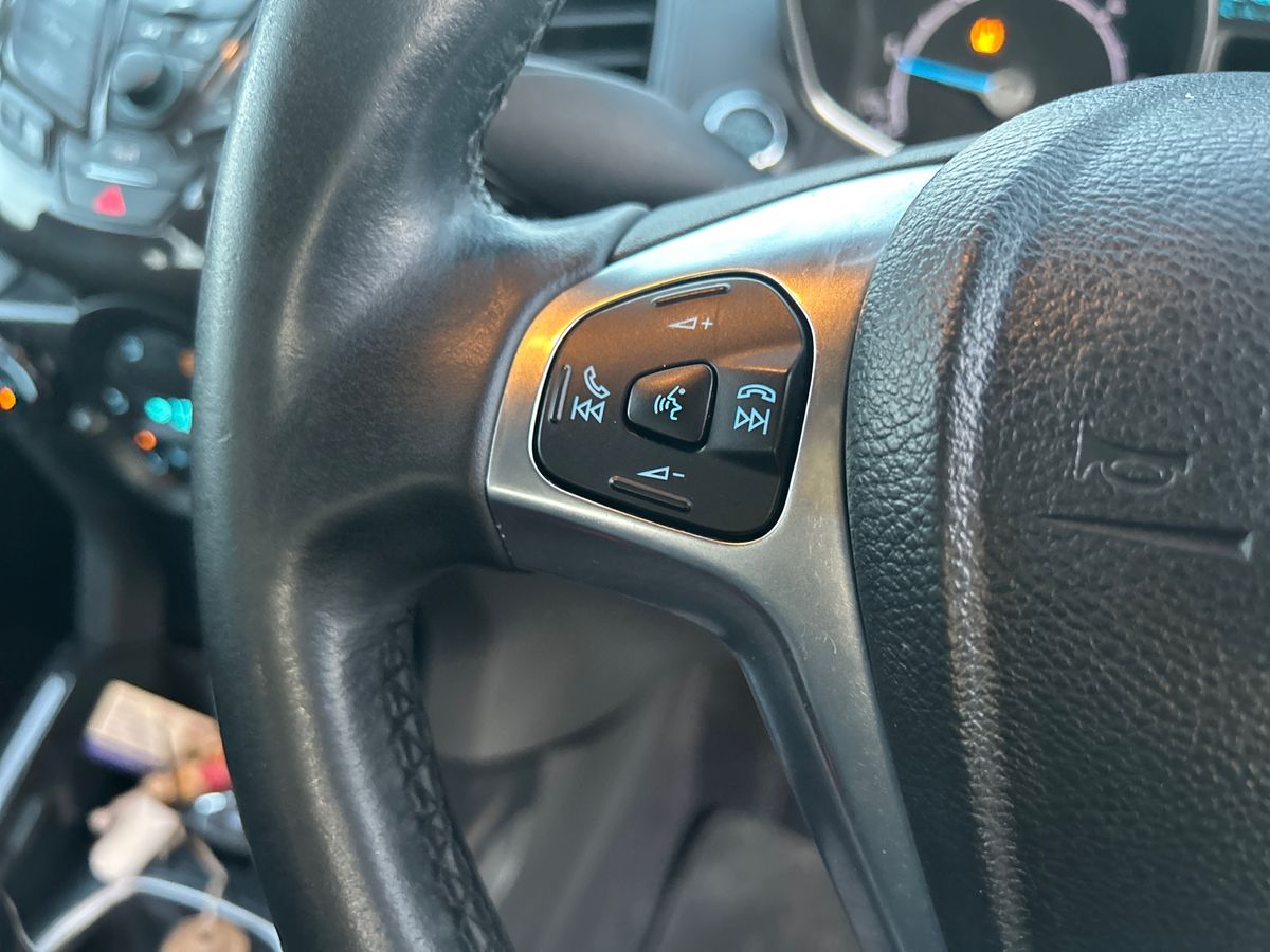 Used Ford Ecosport 2016 for sale - 77726108: Photo 16