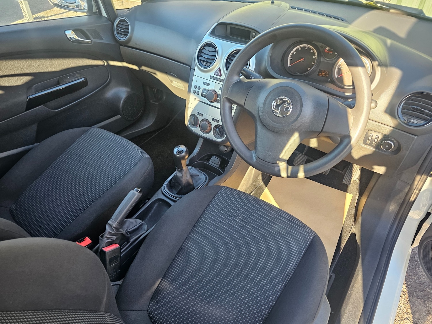 Used Vauxhall Corsa 2013 for sale - 78041916: Photo 10