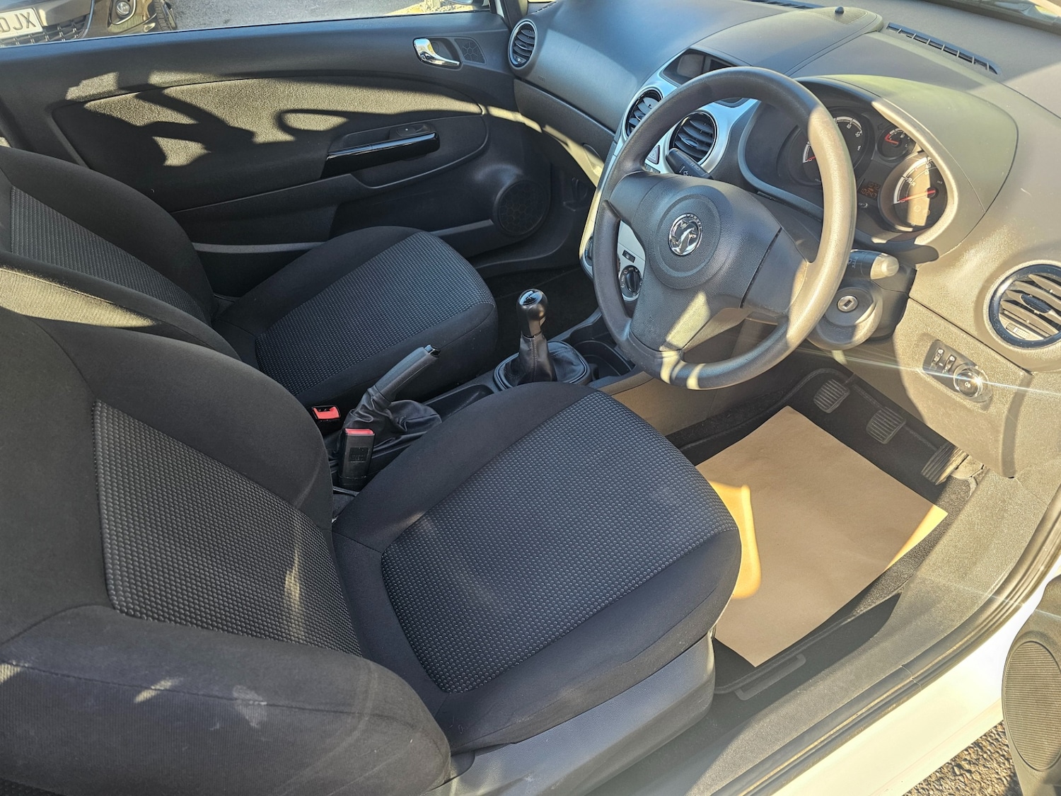 Used Vauxhall Corsa 2013 for sale - 78041916: Photo 9