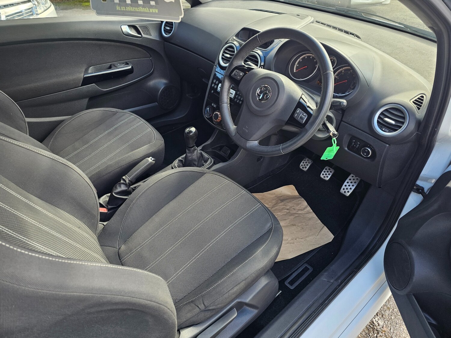 Used Vauxhall Corsa 2014 for sale - 77889264: Photo 9