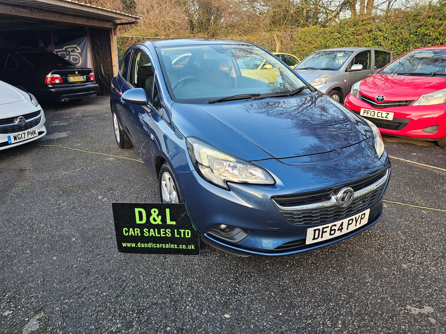 Used Vauxhall Corsa 2015 for sale - 76931732: Photo 2