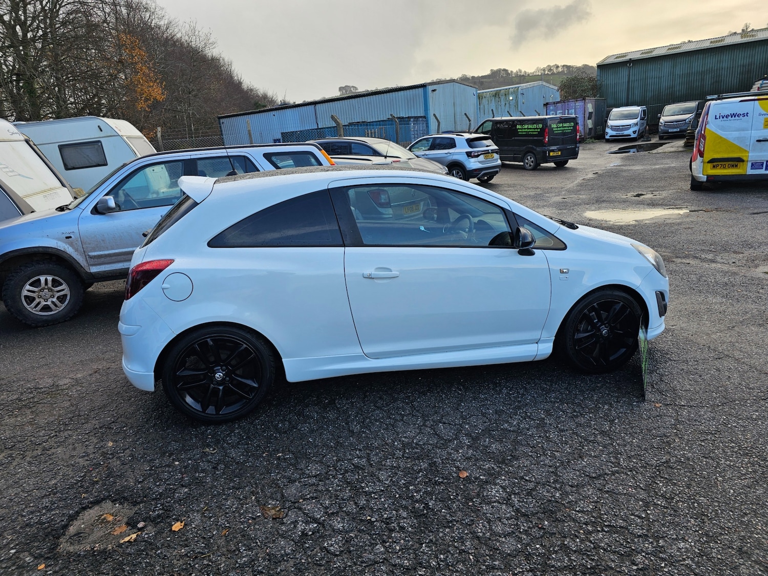 Used Vauxhall Corsa 2014 for sale - 76860141: Photo 4